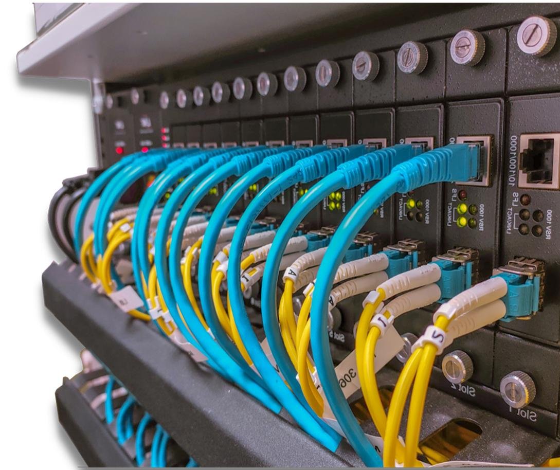 Fibre optic patch panel installation